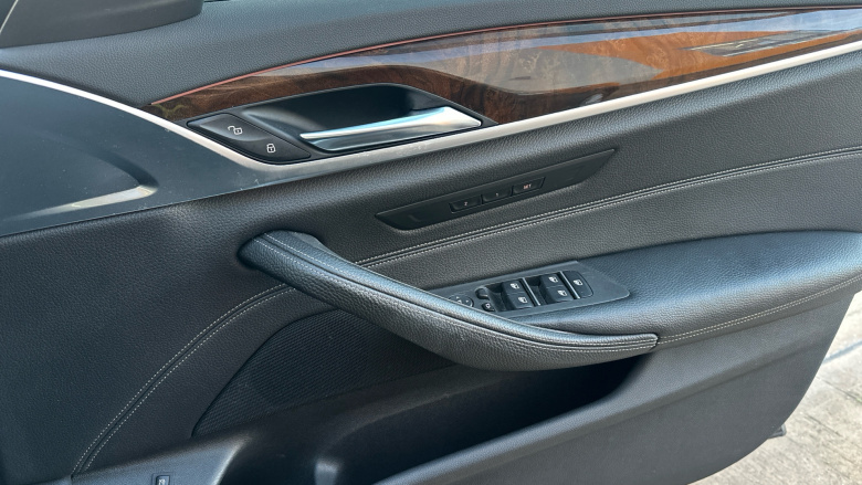 BMW 5 Series 530d SE 4dr Auto Diesel Saloon